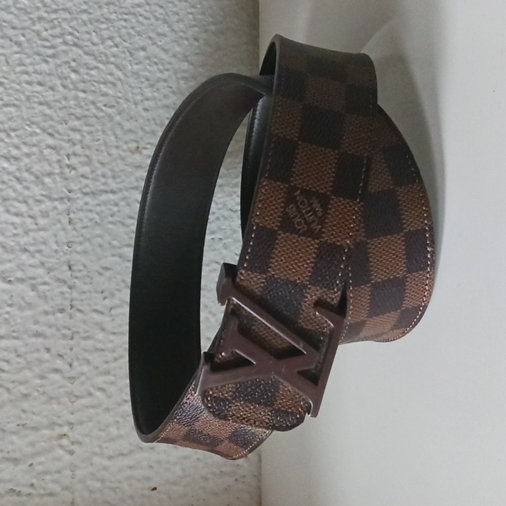 Louis Vuitton belt M9708, SIZE 38/95